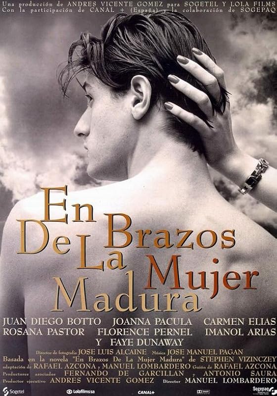 Cartel de En brazos de la mujer madura